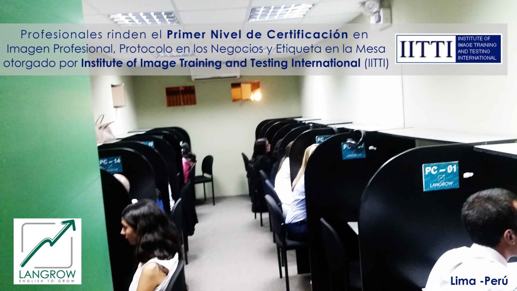 Profesionales rindiendo el examen IITTI en LANGROW 1