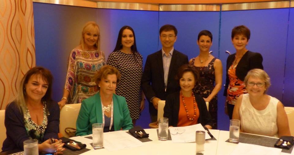 El Director de IITTI junto con los Fundadores y Asociados.